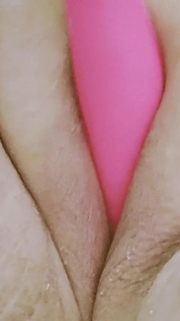 Cette BBW mouille tellement et crémeuse
