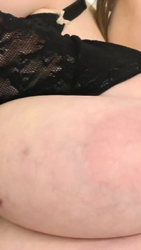 Big Tits Big Nipples BBW Georgina Bouncing Show for You in Bed