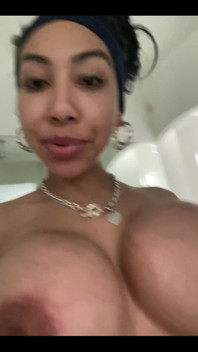 Little Boobs Show
