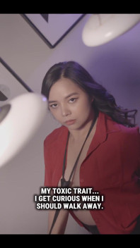 ลักษณะที่เป็นพิษของกูกําลังอยากรู้อยากเห็นเมื่อฉันเดินจากไป