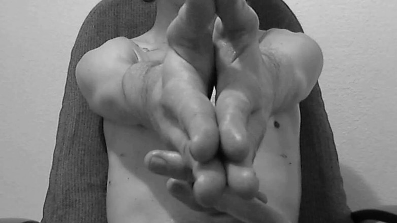 LilTaste: Início da auto-fotografia nua (2013-2019)