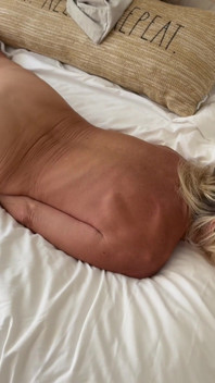 Řekli, Dianne Fox, vaše anální potěšení je příliš mnoho