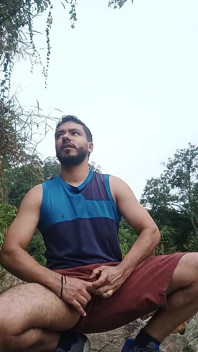 Únete a mí para un entrenamiento en el campo y algo caliente