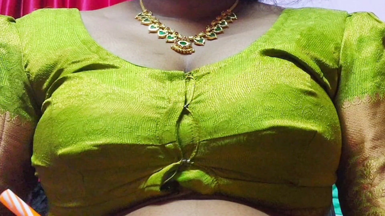 Desi Mohini: Desi Boobs
