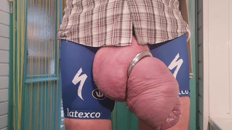 Monster_Meat_: Самостоятельное сосет, трах пальцами, дрочит, играет, ублажает мою плоть