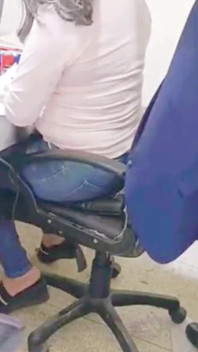 Ich habe endlich meinen kollegen dazu brachte, mich in meinem büro zu ficken parte 2