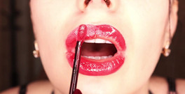 Goddess Misha Goldy: Merayu saya untuk membayar bibir saya yang pantas
