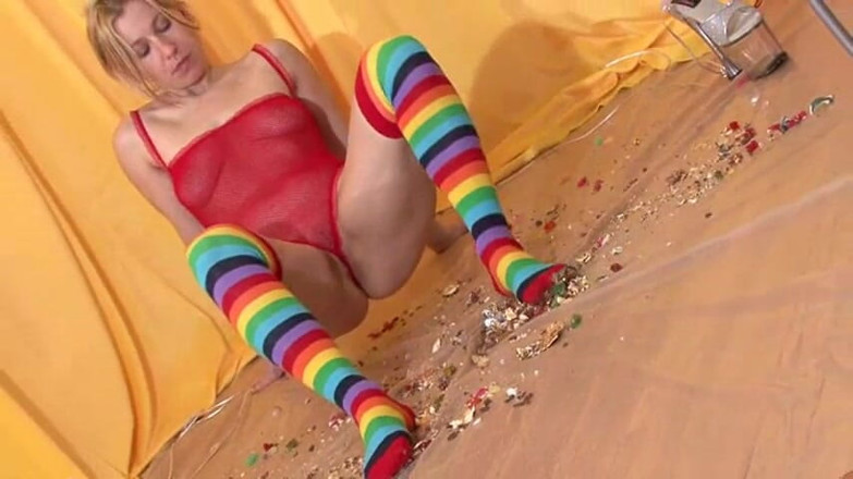 Solo Austria: Blonde bitch pissing and trampling food while maasturbating