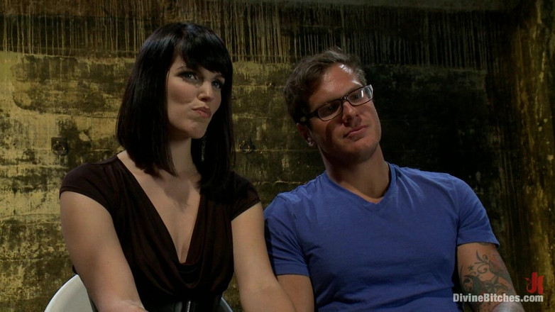 Divine Bitches by Kink: Čistě sexuální