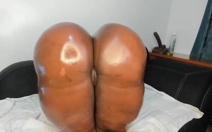 vashbabe: Murzynka SSBBW pragnie BBC Rawdogger