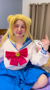 Sailor Moon Maturbacja przed Halloween