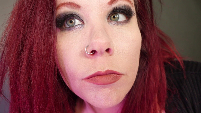 Deanna deadly: Nose and Lips Close up Custom Clip