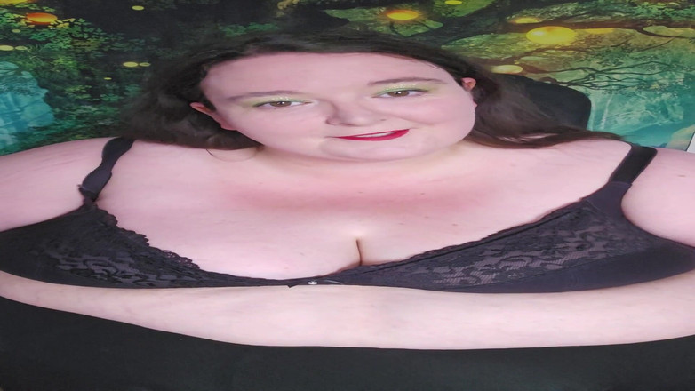 SSBBWLadyBrads: SSBBW zakłada ubrania