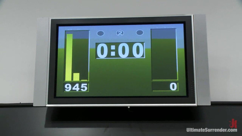 Ultimate surrender by Kink: Ariel "the Assassin" X (2-0) vs Jayden "the Black Widow" Cole (0-1)