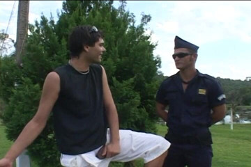 Hot Latinos dudes not gay but curious: 31 oklep se z prostym latynoskim ciekawym