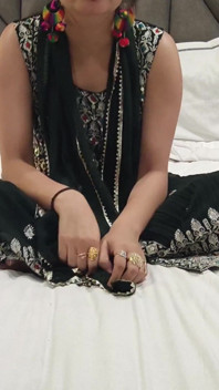 Une bhabhi desi pulpeuse à gros cul se fait baiser par son devar Harami