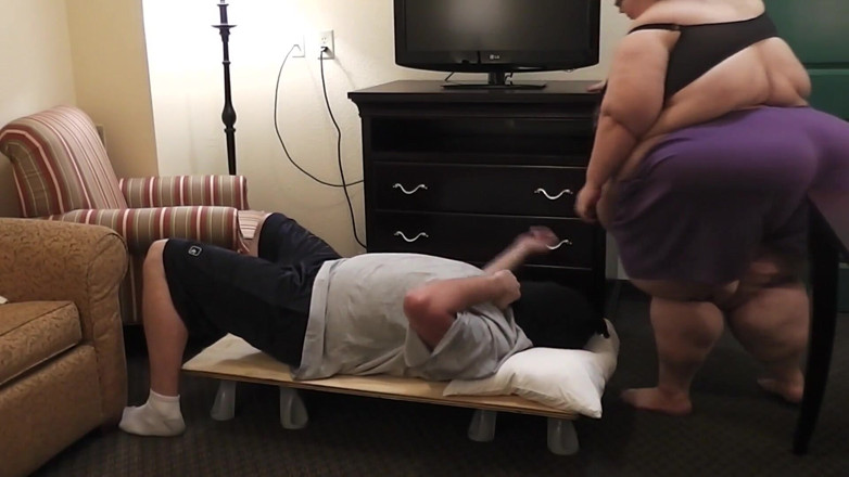 Full Weight Productions: BigmommaKat- You act like my ass is heavy!