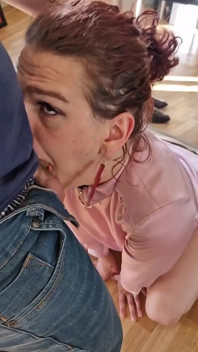 Hardcore scopata in faccia e compilation facciale- scopandole la gola come una figa