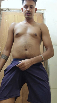 Baciami il mio grosso cazzo sexy