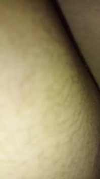 我的德西女孩继妹快速时间深深地吮吸我的鸡巴