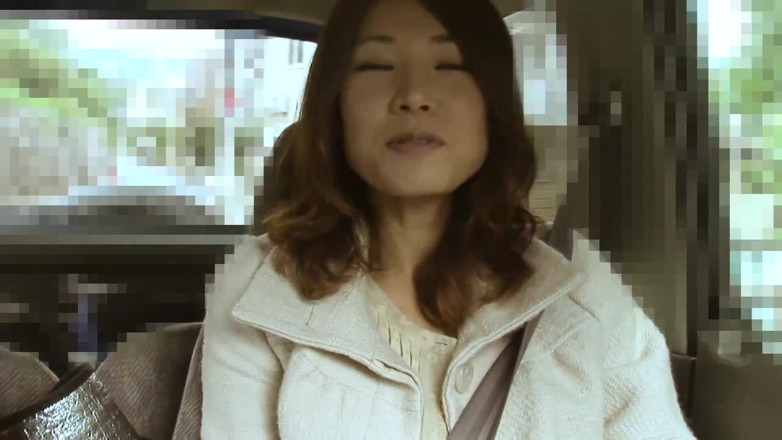 Asian Mature Climax: Awek Seksi Asia di temu duga di dalam kereta