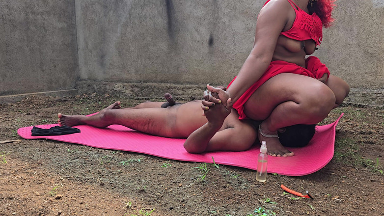 Beauty7Angels: 印度纱丽鸡巴清洁熟女硬 69 吮吸和硬操老板大鸡巴