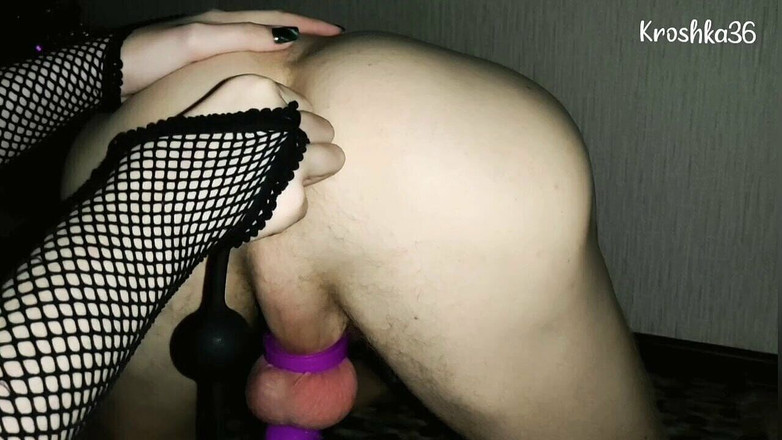 Kroshka36: Vytvořil novoroční dárek její Sissy Děvce