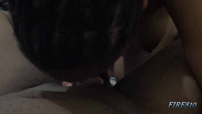 Fire810: 口の中で大きなナッツを爆発させた