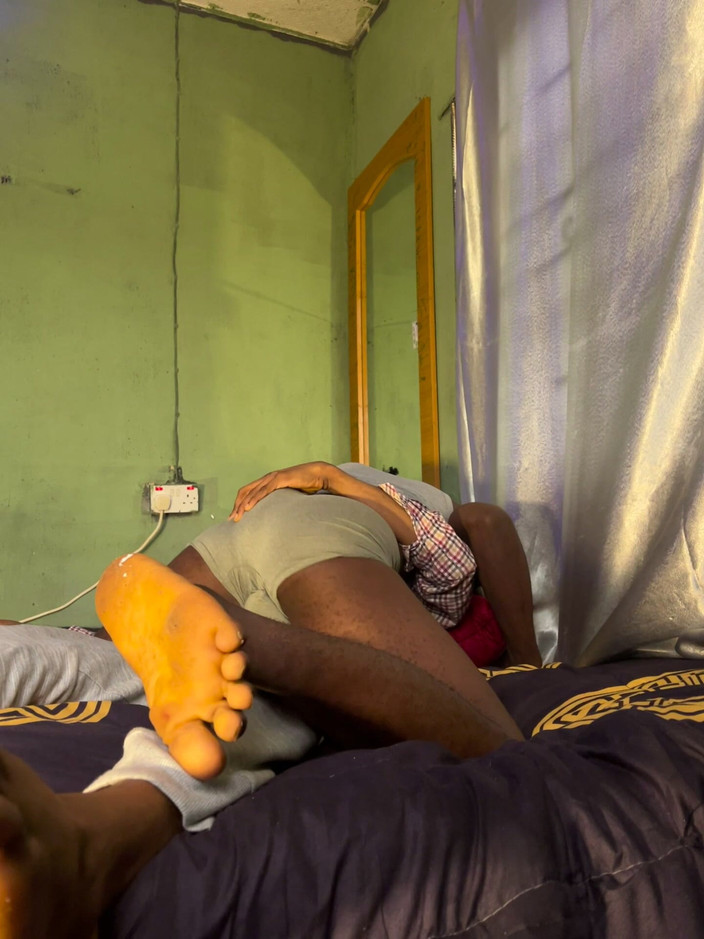 Vicfairy: Lelaki ini Benar-benar Dalam Cinta Dengan Lubang Pantat Saya