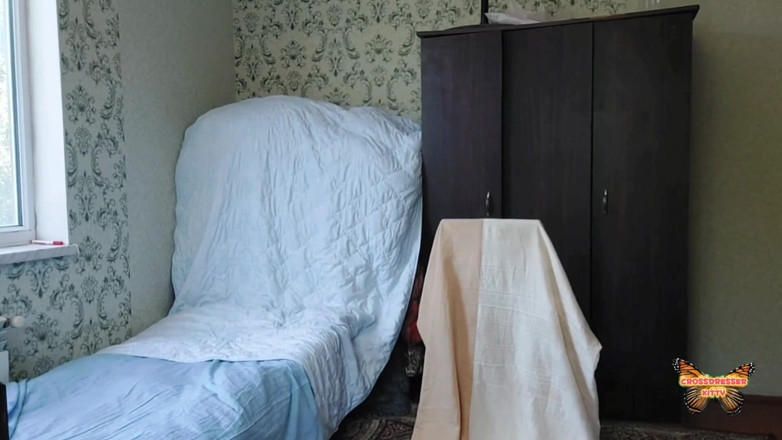 Kitty_Cross: Güzel güzel beyaz ladyboy kitty ev yapımı ateşli amatör model...