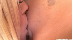 Кейден Крос: Після обіду насолода з Анджеліною Еш