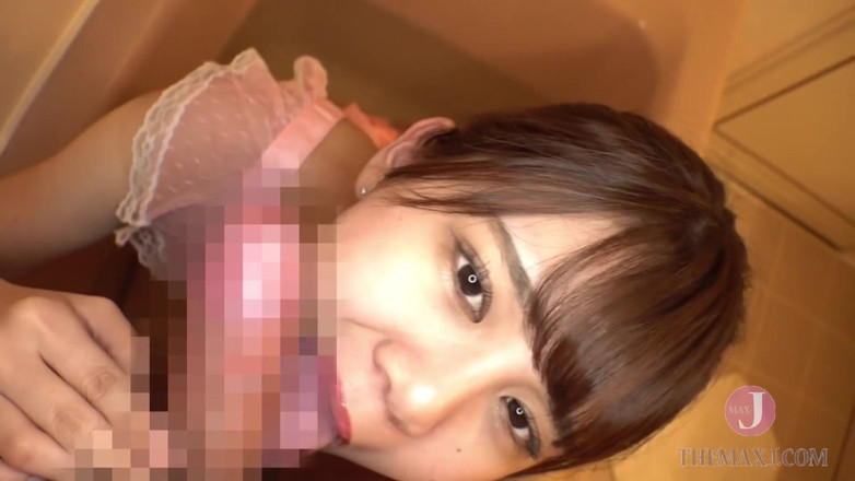 JAV Amateur: Her vagina was swallowing the sperm while I was ejaculating...