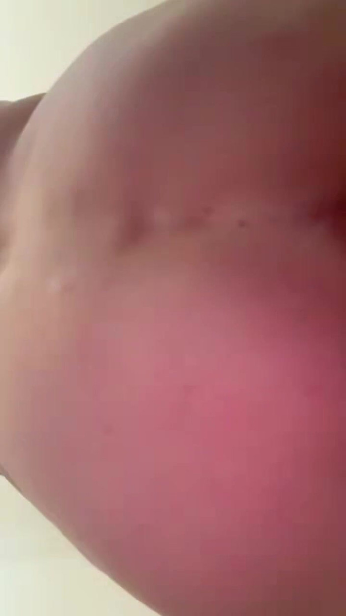 Aaaaa: Fisted