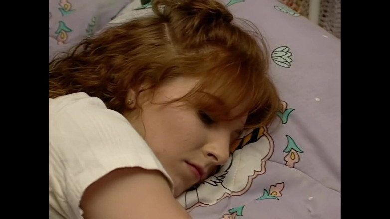 RATATATA!: Heaven Leigh: Rousse, Soigneusement Rasée, Seins Incroyables, Baisée Par Une...