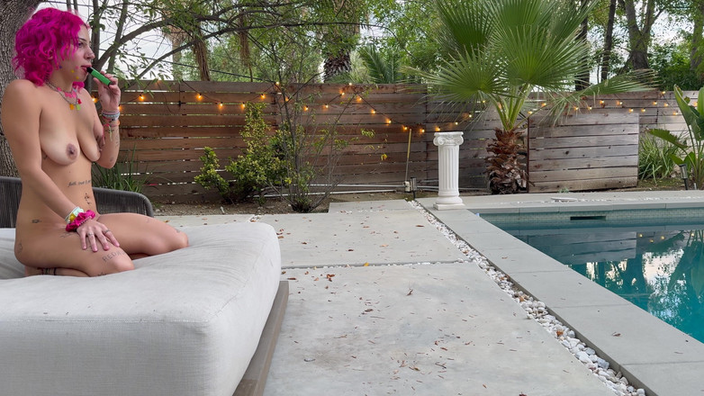 Alfiecinematic: Seksi Nali Marie ile sahne arkası bakış açısı