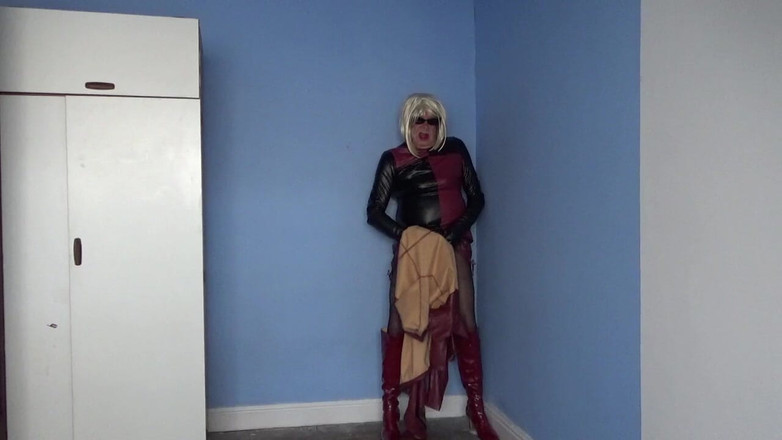 Leather Kirsten: Maroon Leather