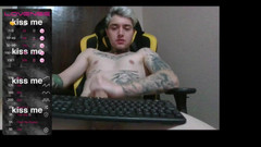 Daniel Tatuado E Safado: Blbeček!