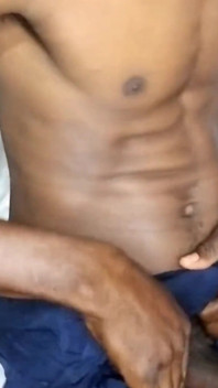 Acariciando meu grande pau preto jogou meu short boxer