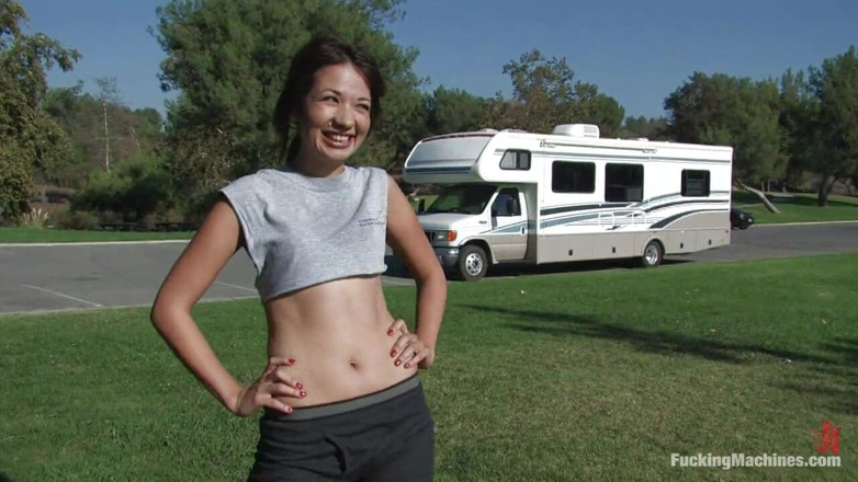 Fucking Machines by Kink: Amatuer Hottie, Coco Velvet, Is Shag Stop číslo 1 na Rv Roadtrip