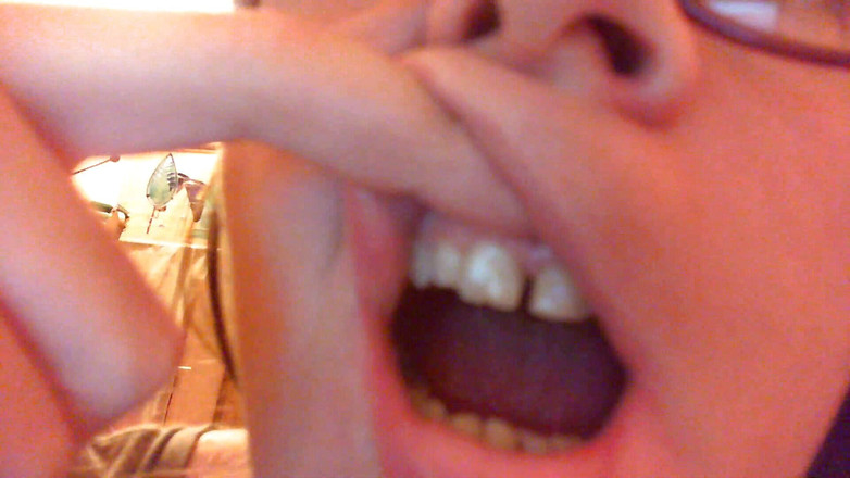 Nicoletta Embassi: Mouth Exploration