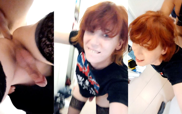 RedLili: Selfie Anal