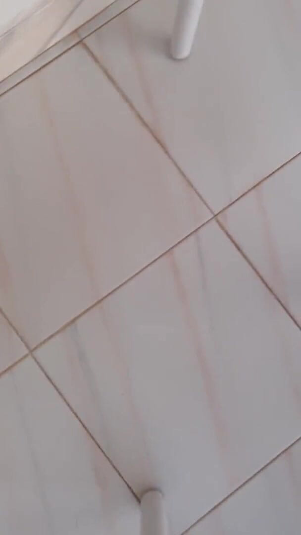 Indian fuck queen: WildEnglishBBW cọ xát âm hộ mập mạp trên ban công của...