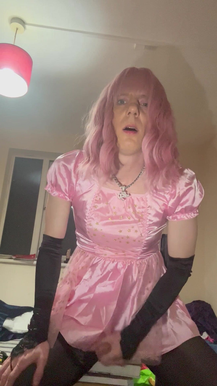 Jessica silk: 딜도를 타는 Jess Silk