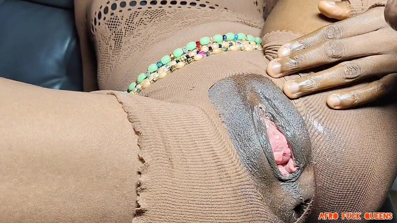 Afro fuck queens: Sexy Ebony Babes with Greedy Pussies Sharing a Big Black...