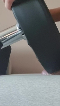 Un tabouret de bar sexy se fait baiser