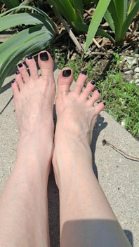 Bright Bulging Veins Fit for a Vampire