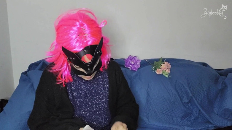 BigBoobCat: Kom Kijken Hoe Ik Klaarkom Met Mijn Grote Natuurlijke Tieten...