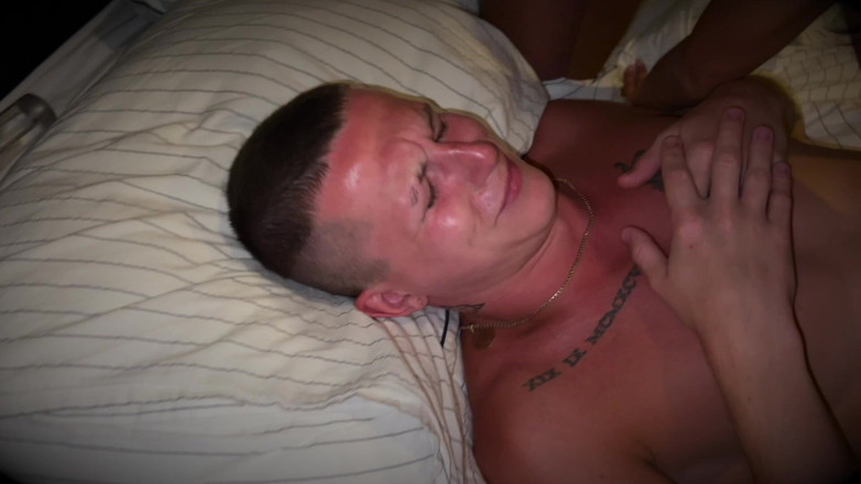 Falcon Al straight porn: Cuckold – moje žena je tvrdě šukána dvěma muži přímo přede mýma očima