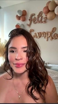 Sexe nu, Kard, chatte, show spécial dans une voiture et en public