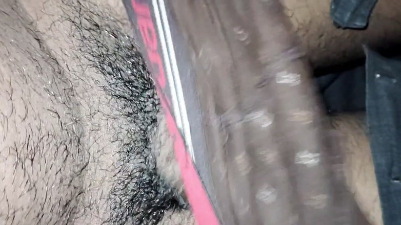 GlassCenterline86: No cobertor, o meio-irmão solitário recusou, então o cobertor foi...